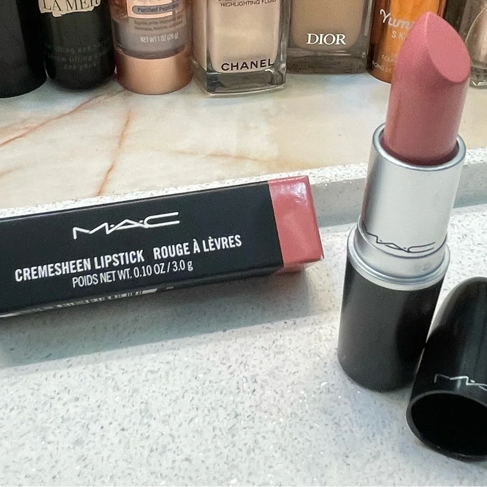 MAC Cosmetics vaulted mac